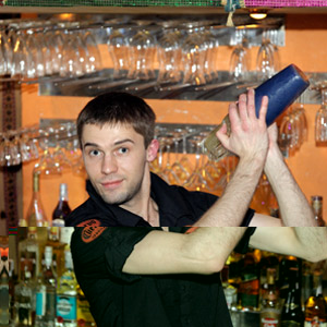 Профессия бармен как кудесник