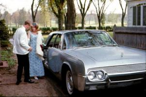 Отправляйтесь на выпускной со стилем